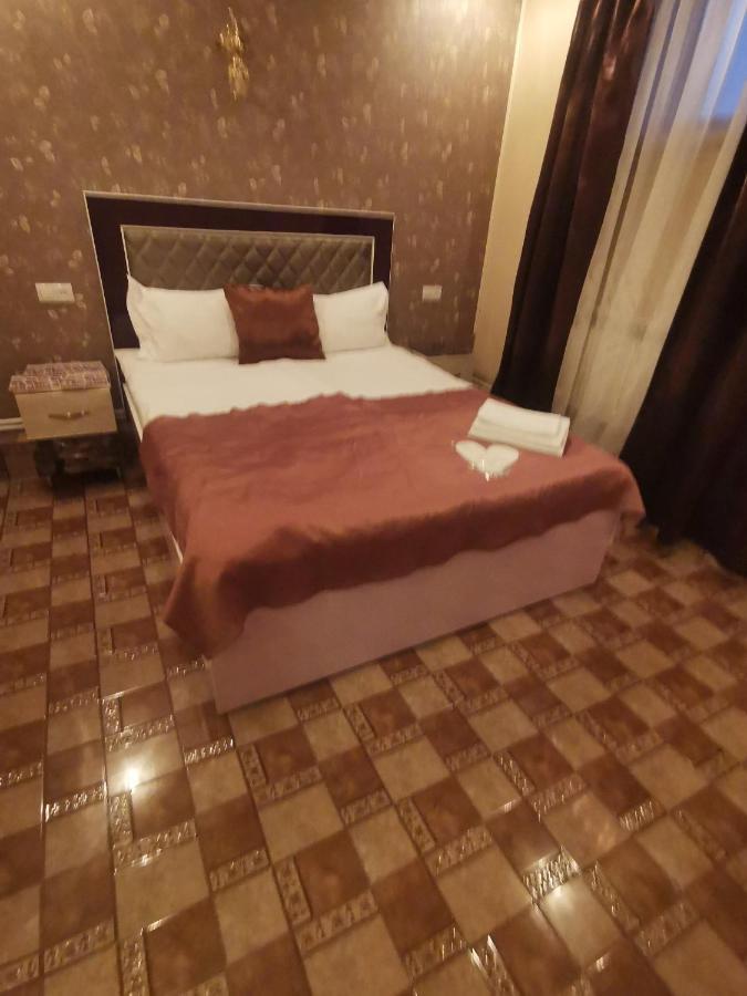 Narek+ Hotel Arinj Kültér fotó