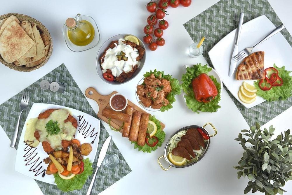 Narek+ Hotel Arinj Kültér fotó