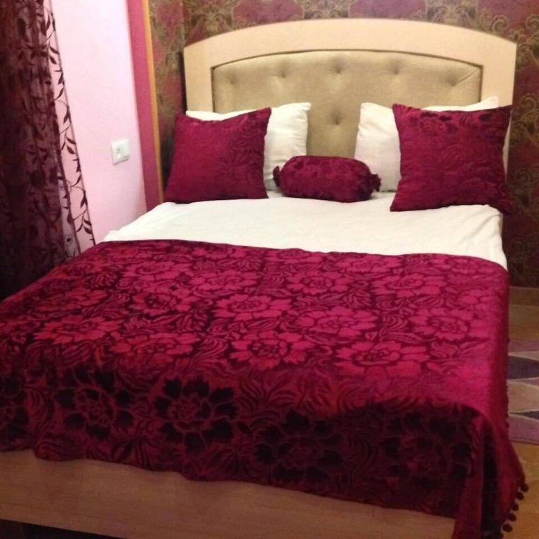 Narek+ Hotel Arinj Kültér fotó
