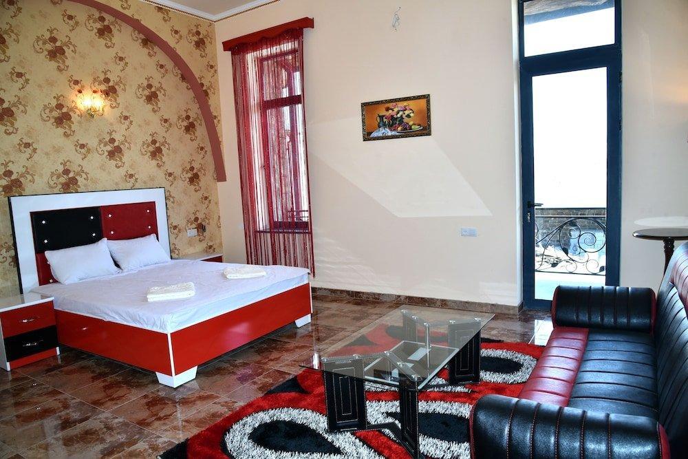 Narek+ Hotel Arinj Kültér fotó