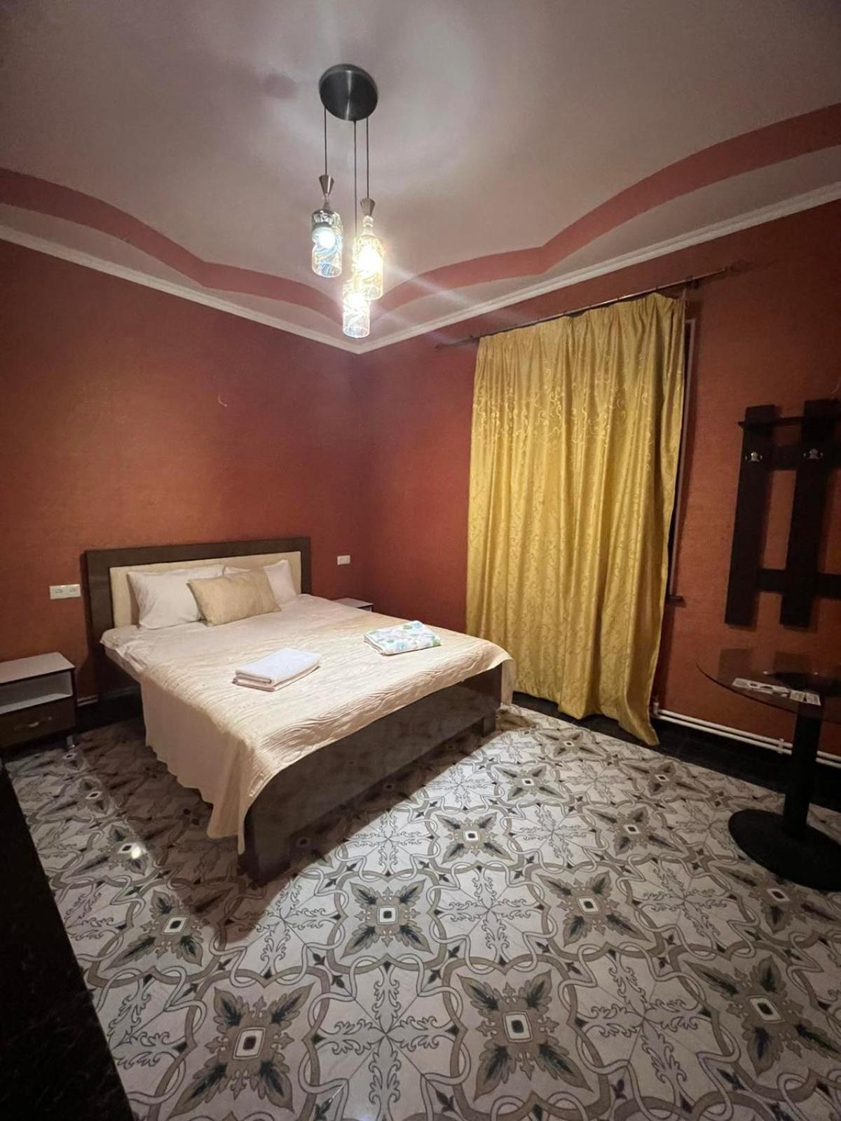 Narek+ Hotel Arinj Szoba fotó