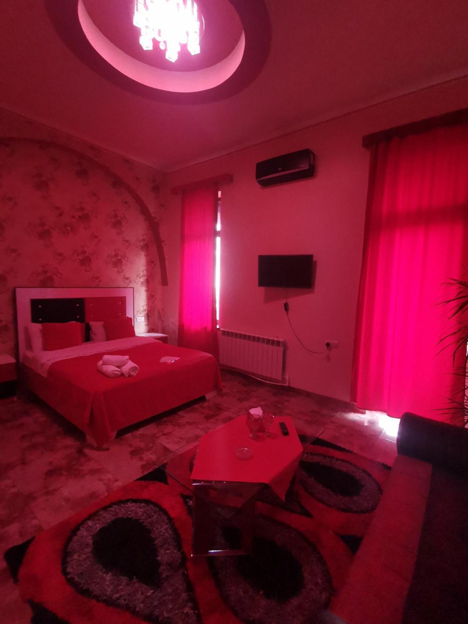 Narek+ Hotel Arinj Kültér fotó